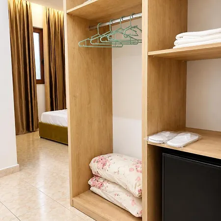 Seanest Casa de hóspedes 3*